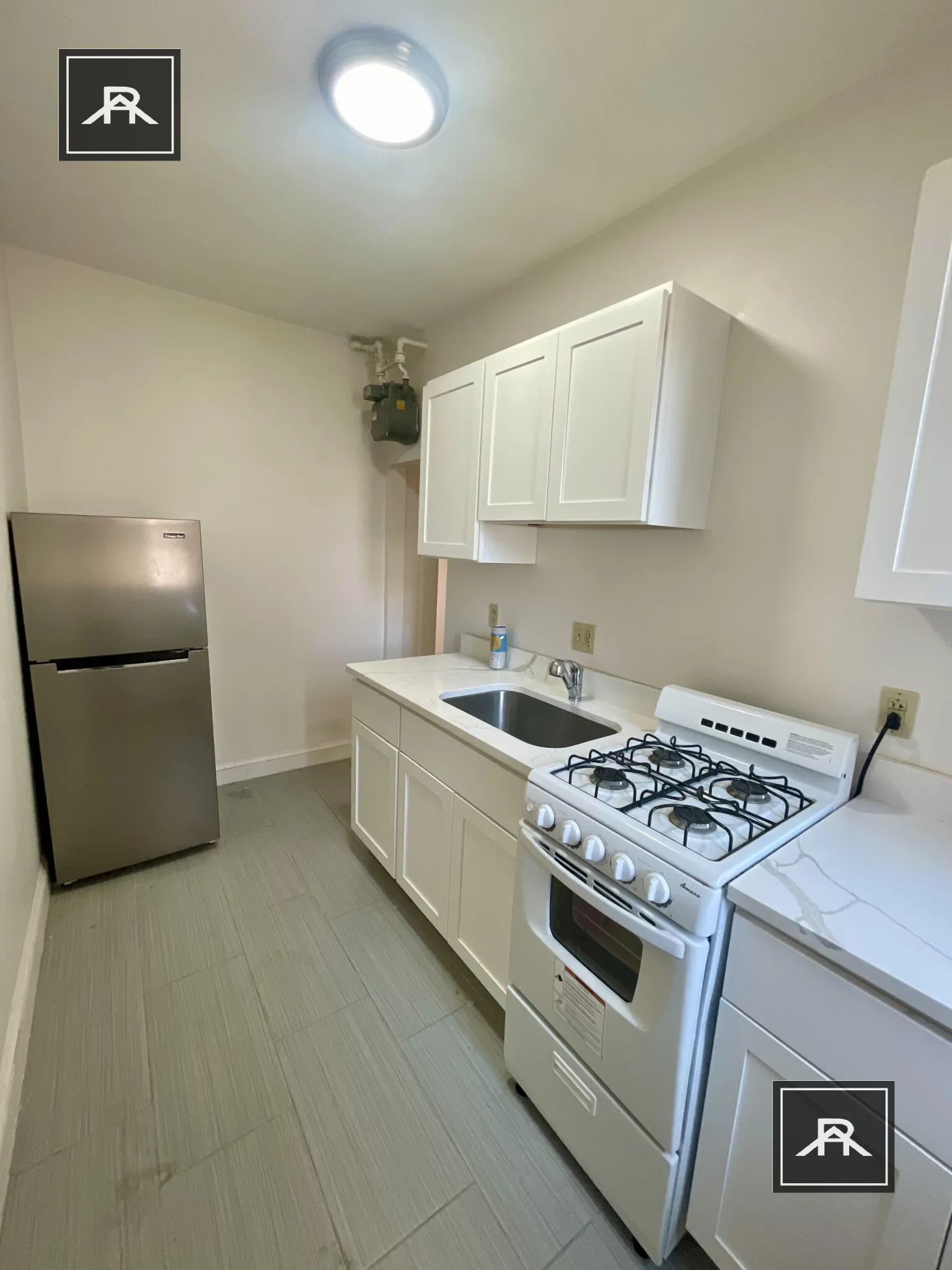 11 Scottfield Rd, Brighton