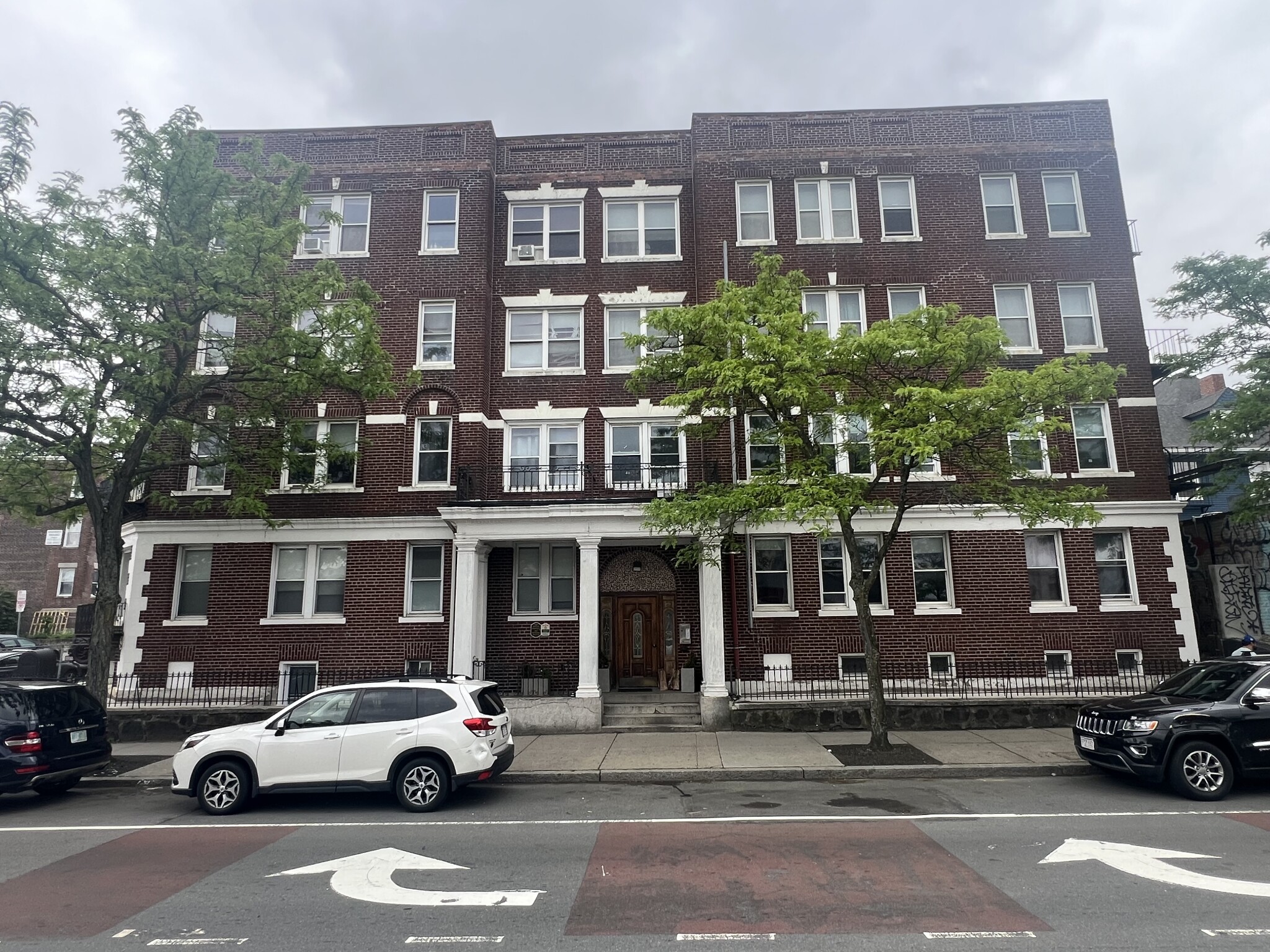 178 Brighton Ave, Allston