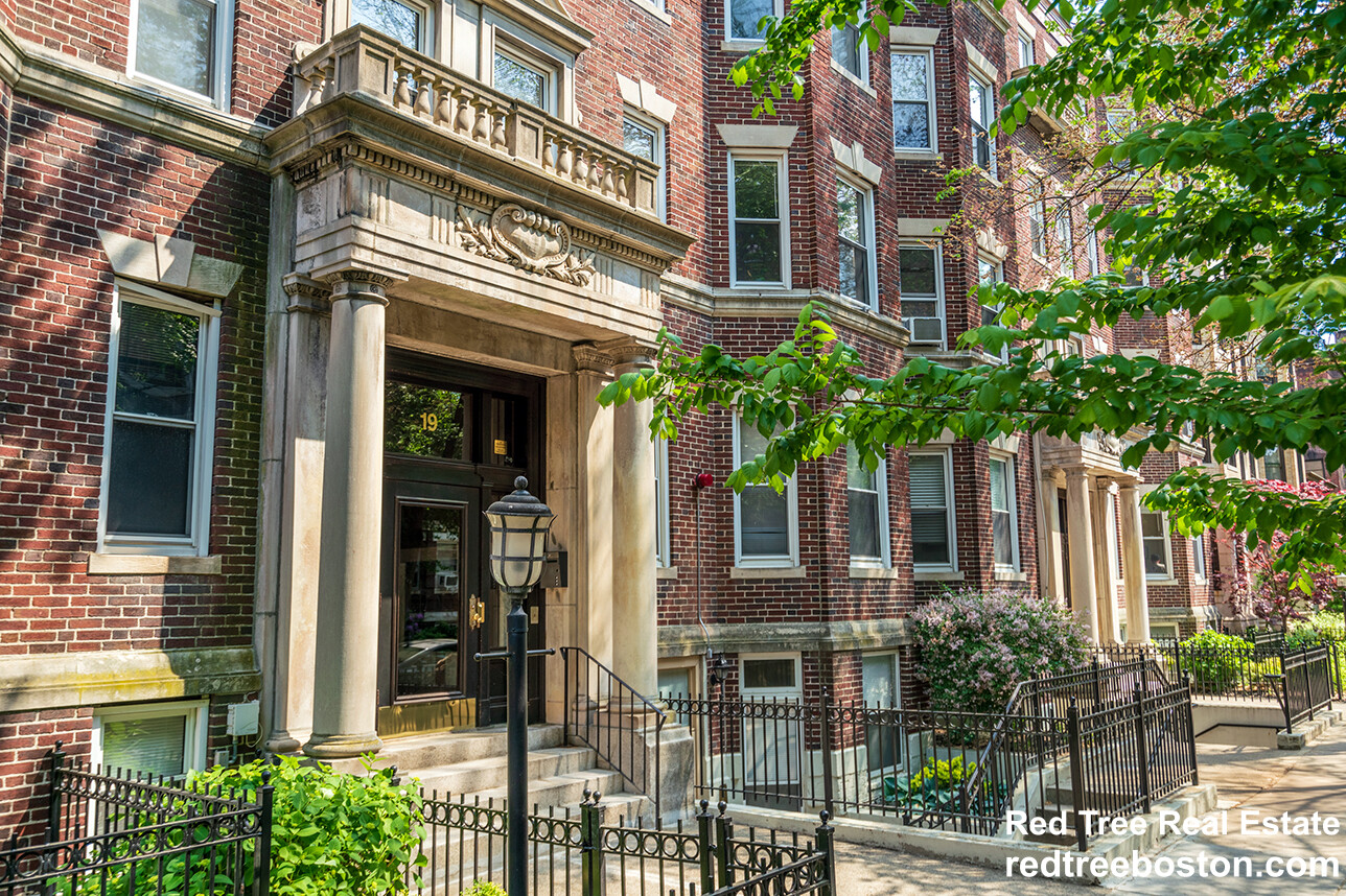 15 Queensberry St, Fenway