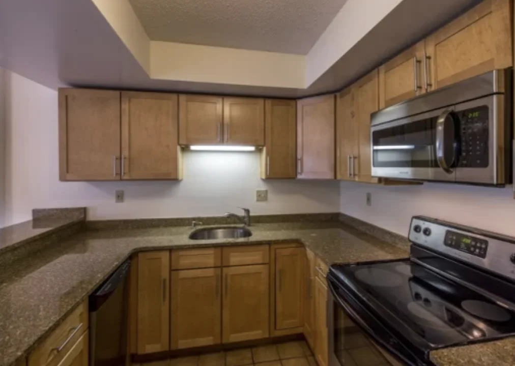 345 Franklin St, Riverside