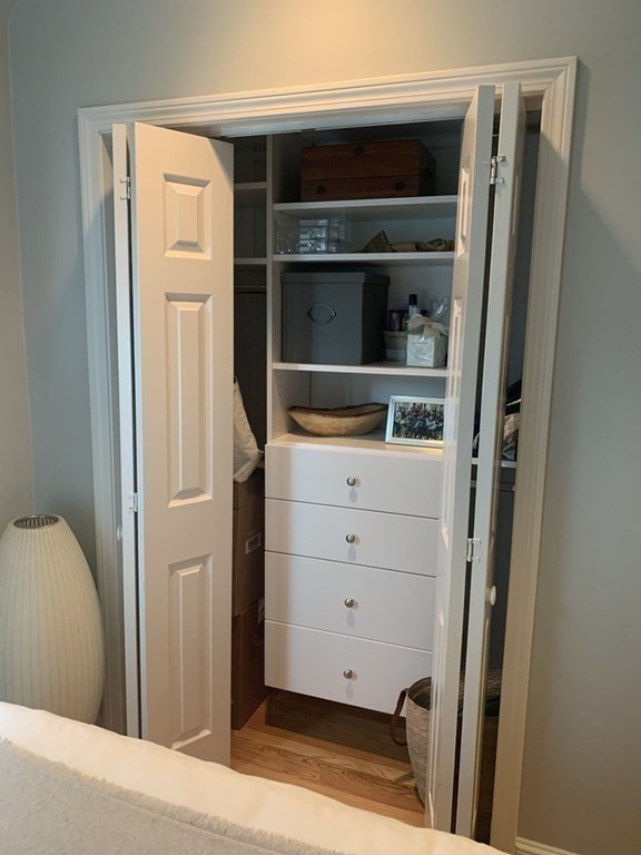 12 Hereford St, Back Bay