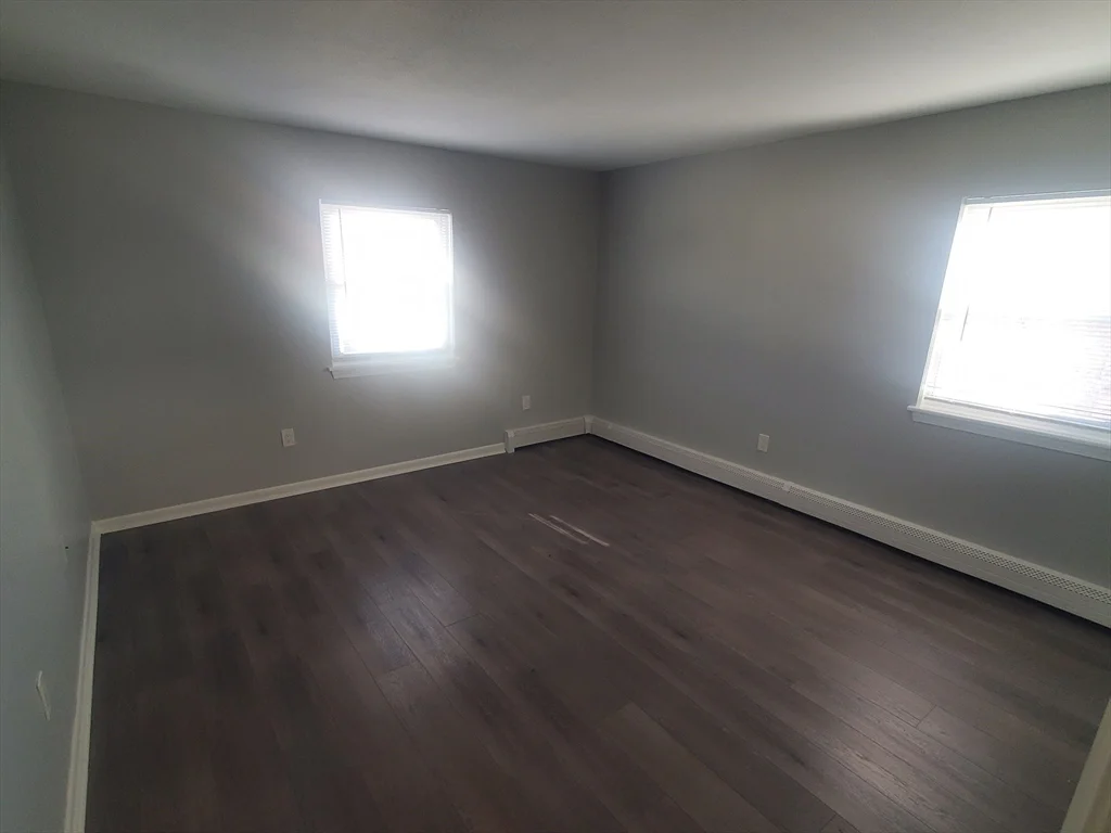 215 Pearl St, Stoughton