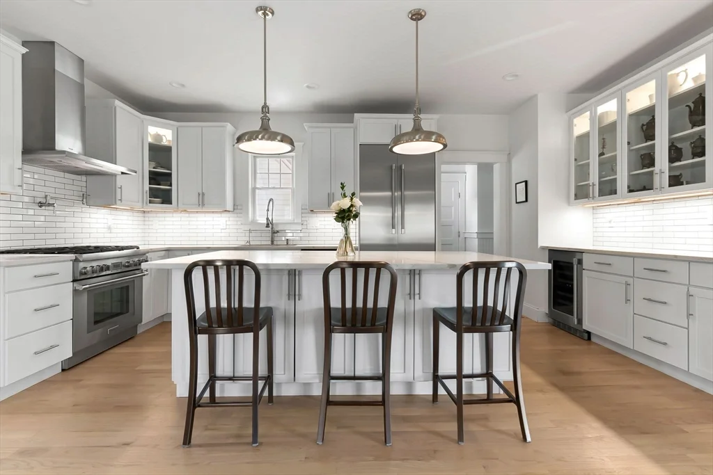 4 Gabaree Ct, Newburyport