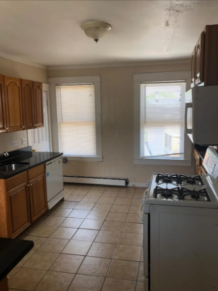 85 Ferrin St, Charlestown