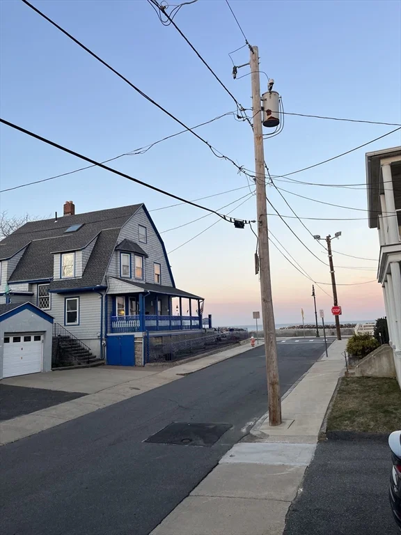 35 Perkins St, Winthrop Beach