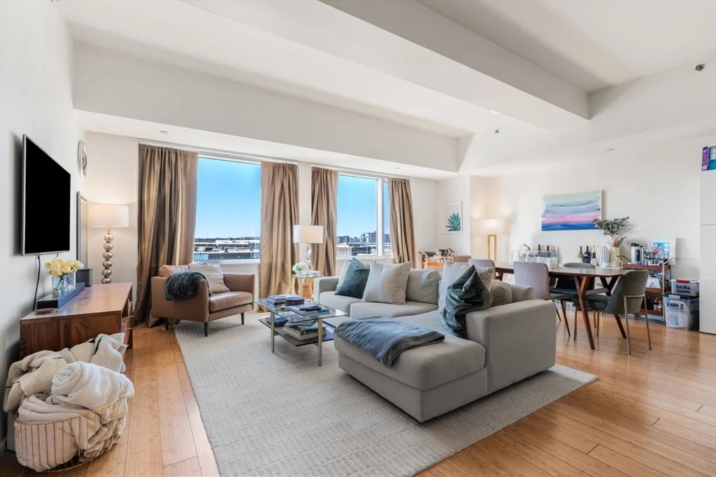 141 Dorchester Ave, South Boston