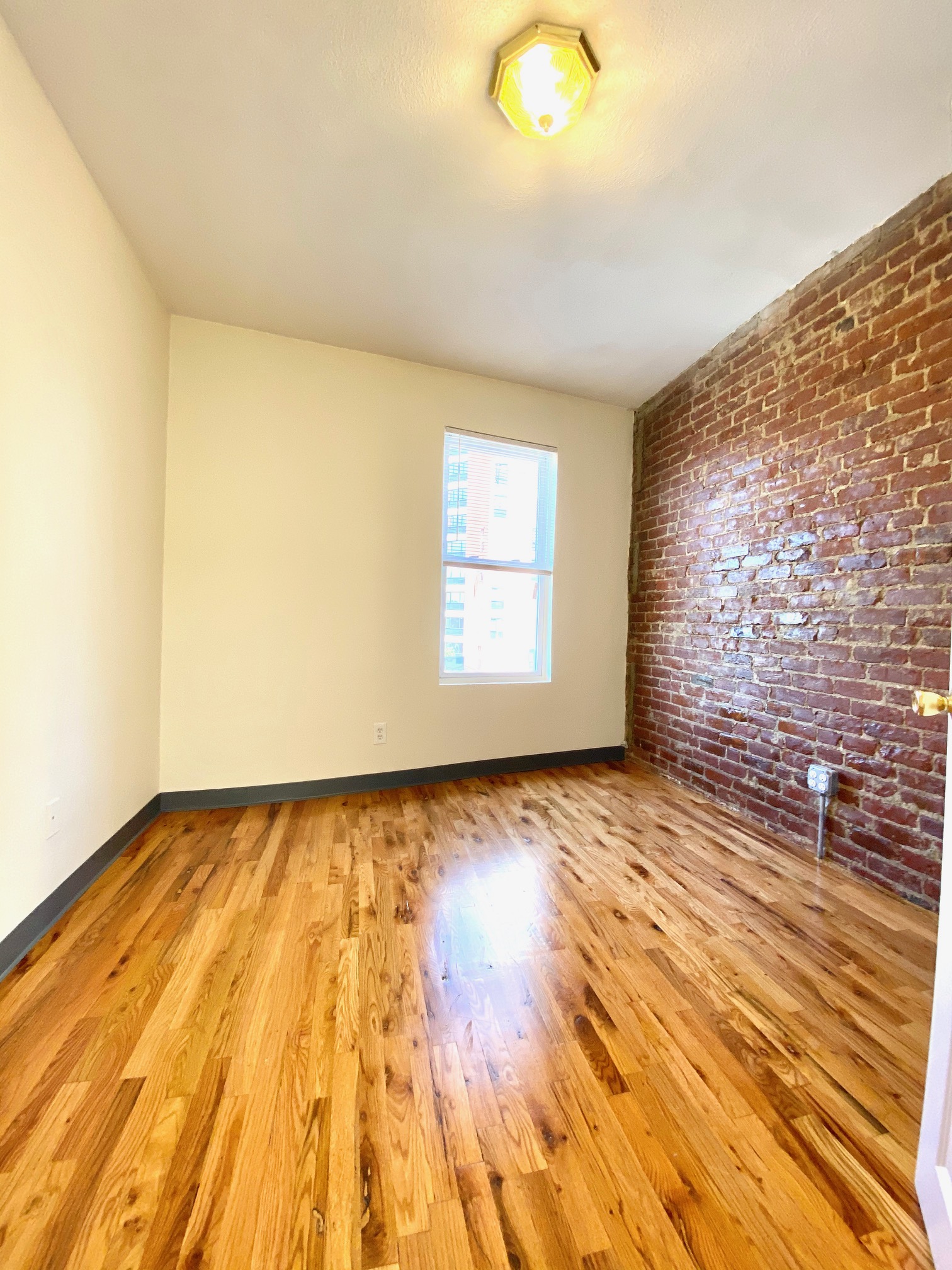 840 Huntington Ave, Mission Hill