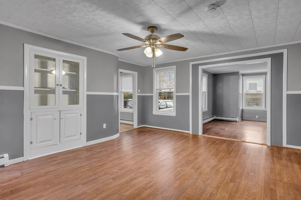 13 Pacific St, Fitchburg