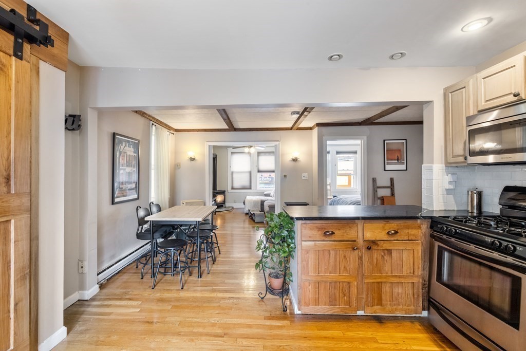 327 Sumner St, East Boston