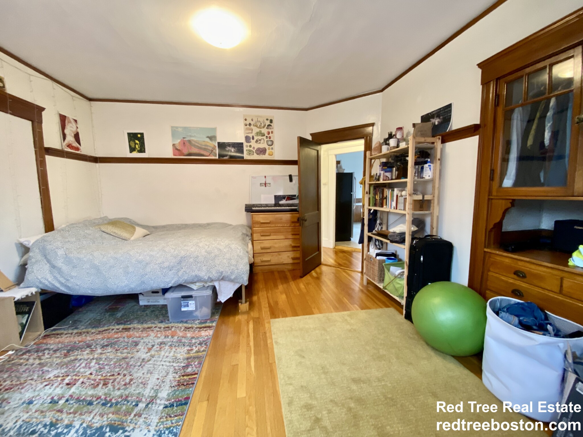 11 Parkton Rd, Jamaica Plain