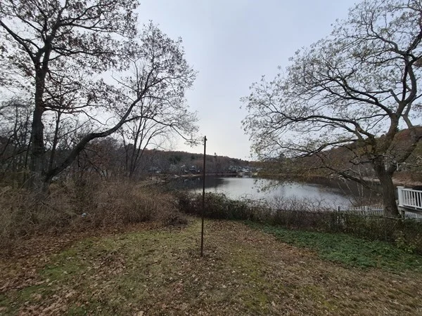 5 Lake View Ave, Peabody