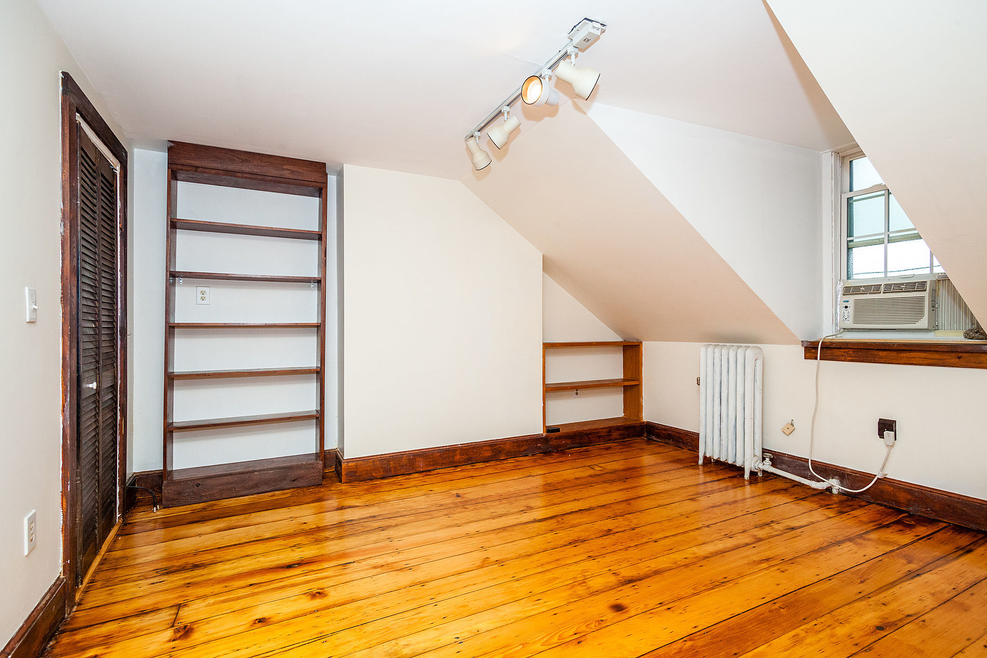 31 Myrtle St, Beacon Hill