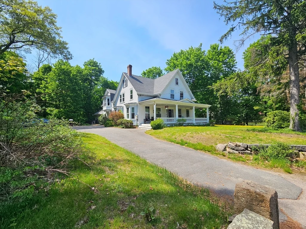 144 East St, Sharon