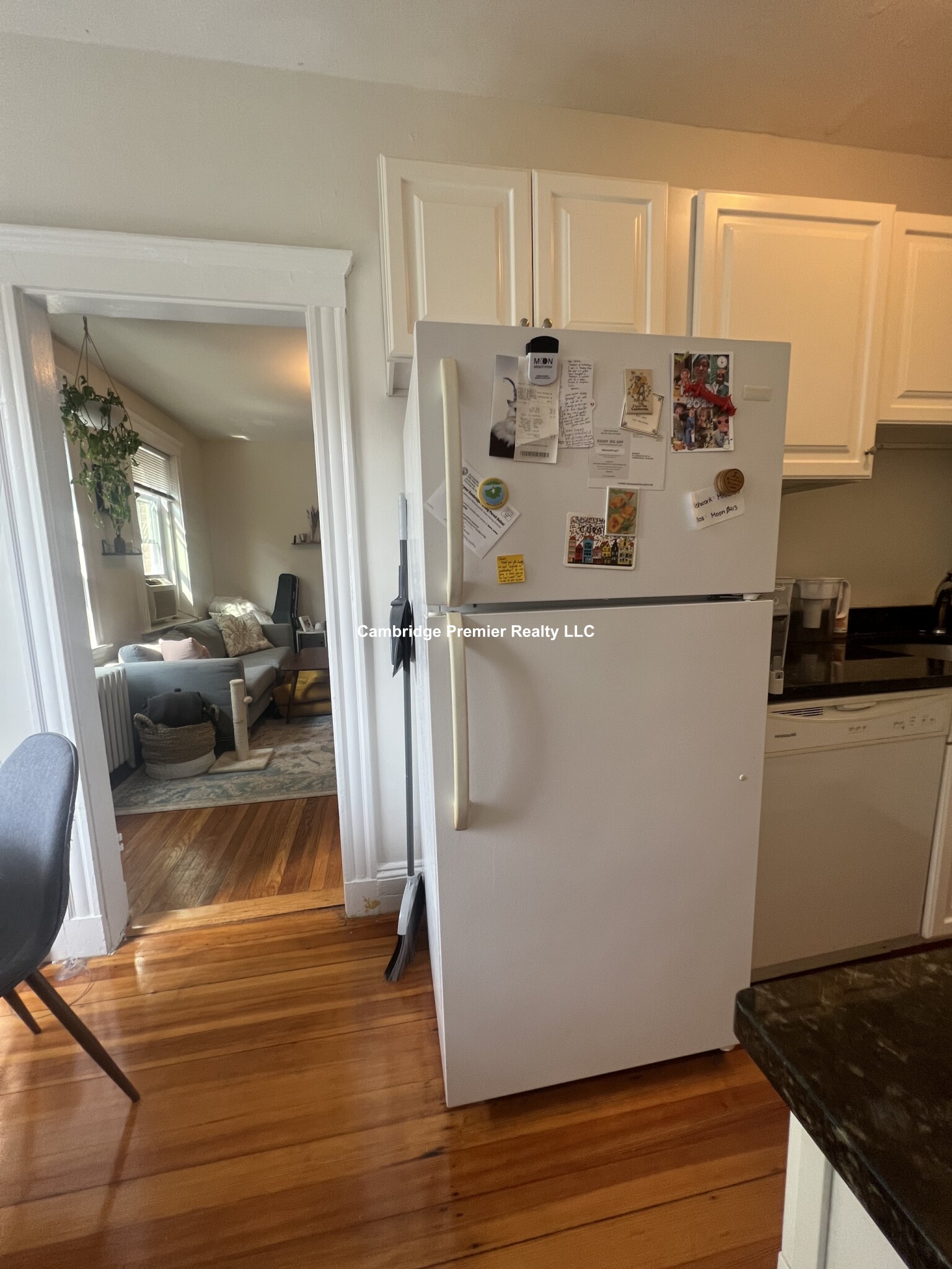 28 Langdon St, Neighborhood Nine