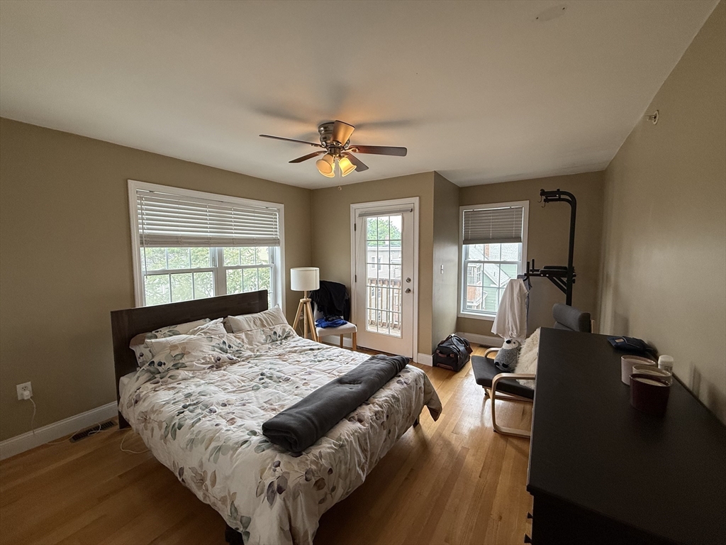 11 Everett Ave, East Somerville