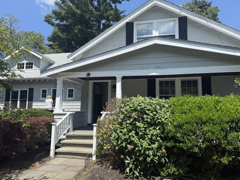 11 Durant Rd, Wellesley