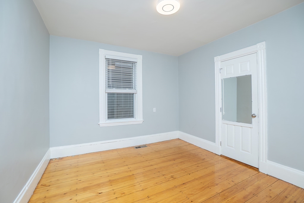 24 Howell St, Dorchester