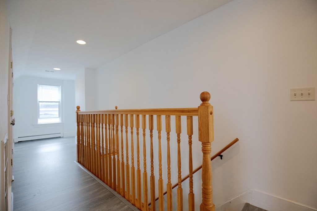 115 Taylor St, Waltham