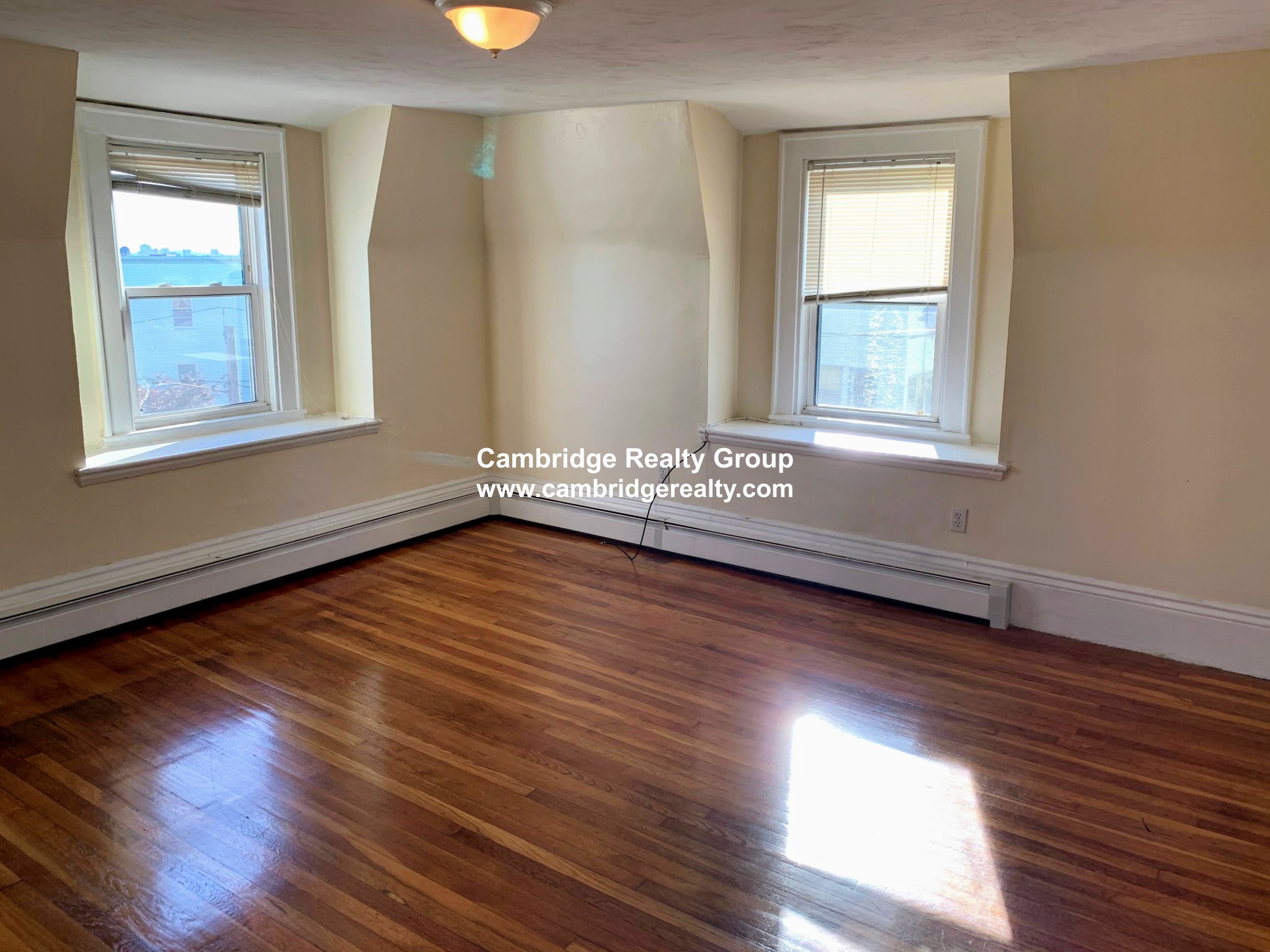41 Crescent St, Medford Street / The Neck