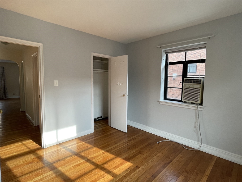 79 Sutherland, Brighton