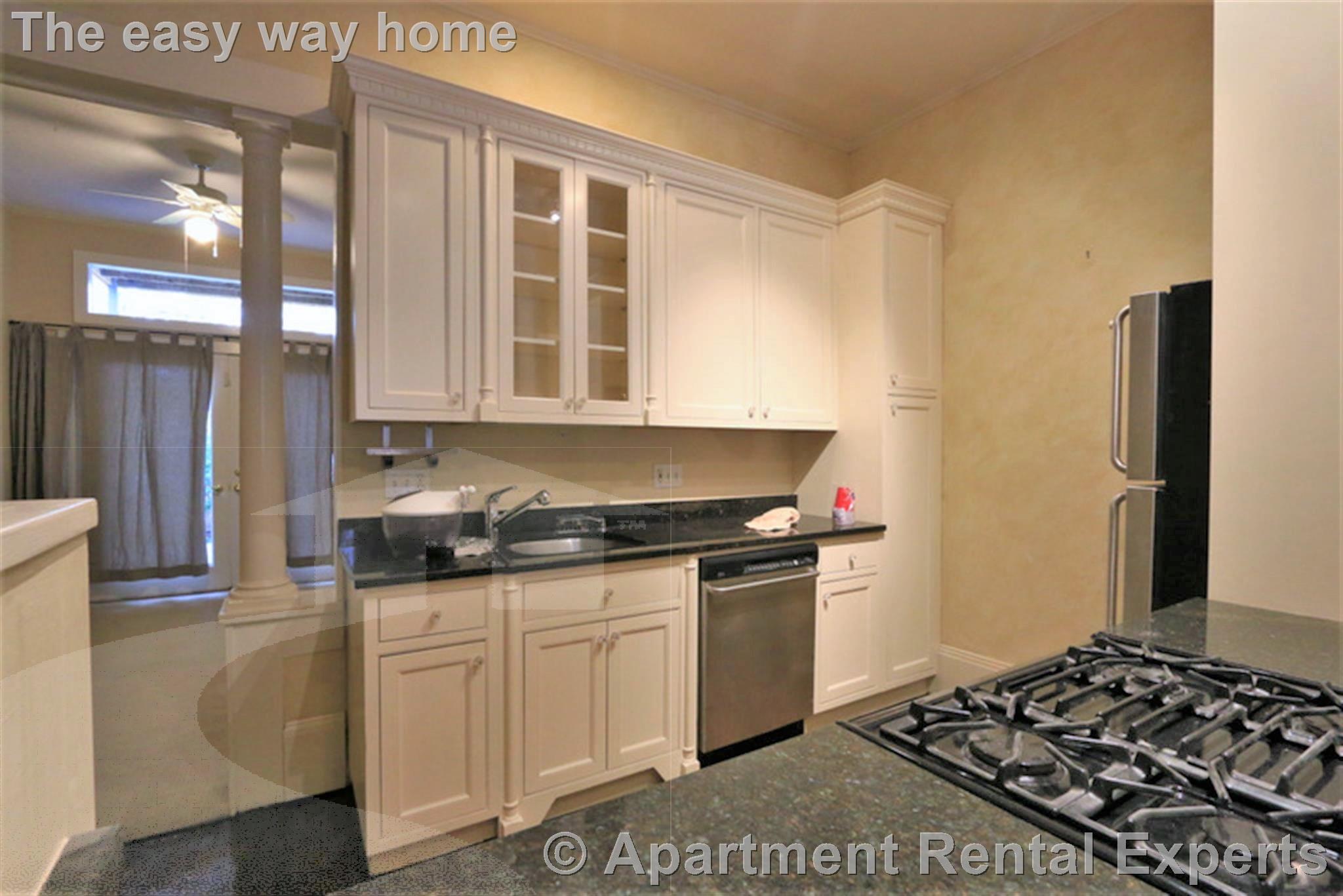 22 Bigelow St, Central Square