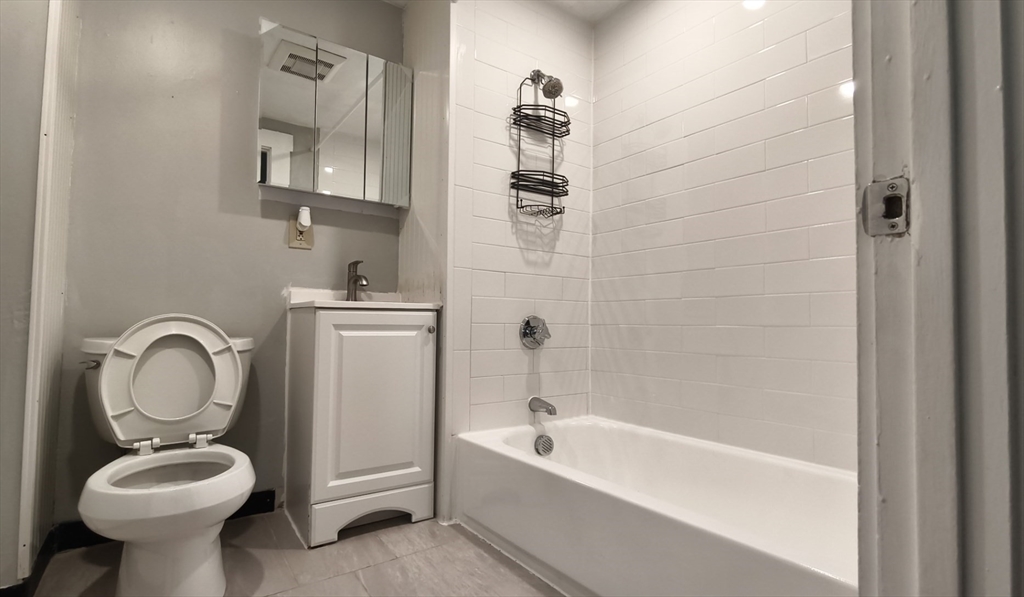 553 Dorchester Ave, South Boston