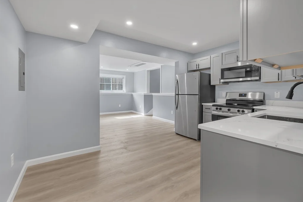 160 Chatham, Providence