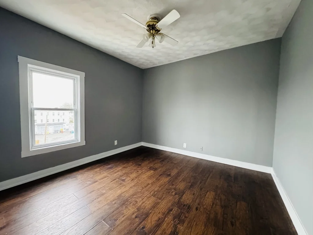 166 Bradford Ave, Fall River