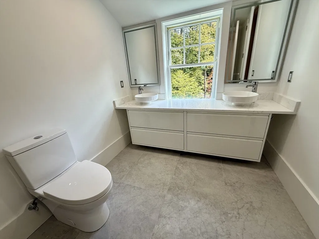 2 Effie Pl, Lexington