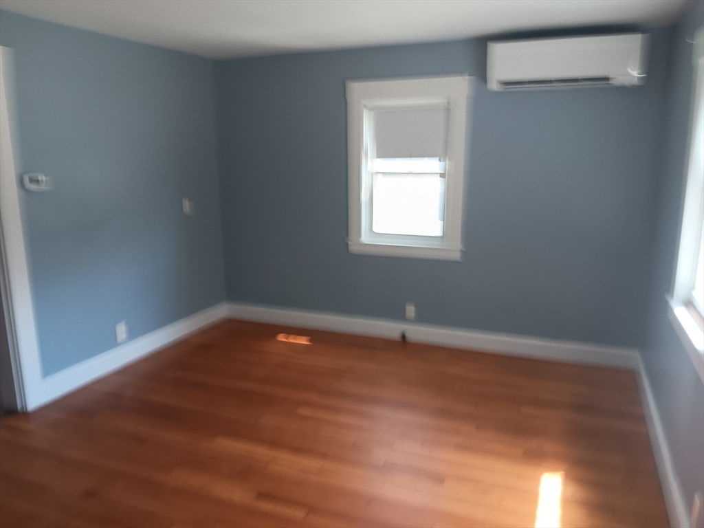 6 Taylor Ct, Worcester