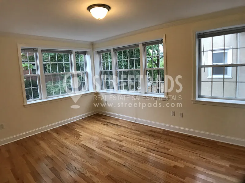 55 Langdon St, Neighborhood Nine