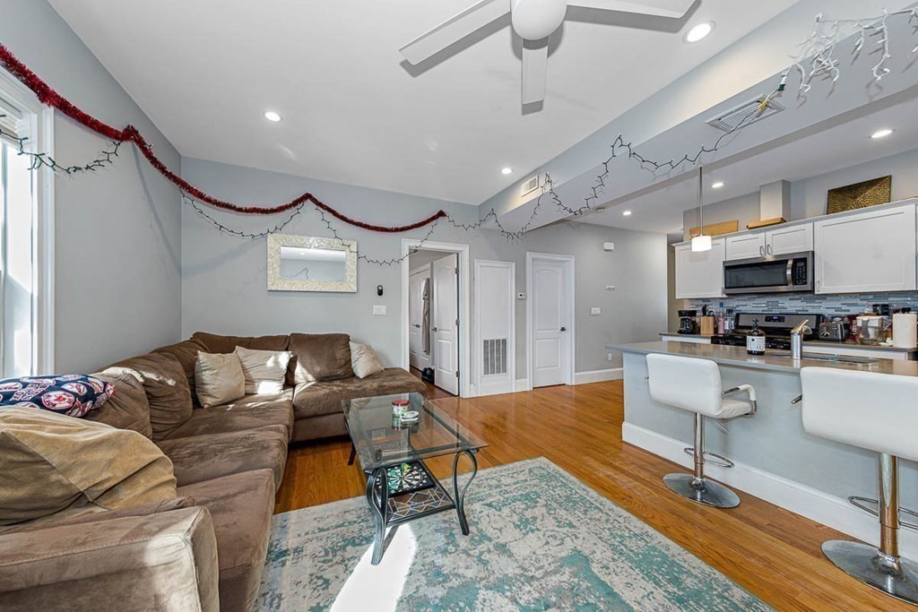 195 East Cottage St, Dorchester