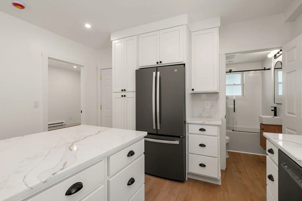 31 Wardwell Ave, Lynn