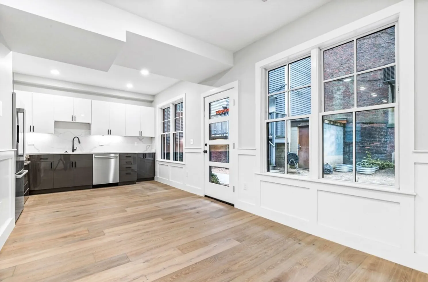 300 Somerville Ave, Union Square