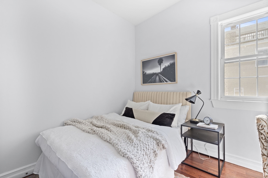 5 Newhill Pl, South Boston