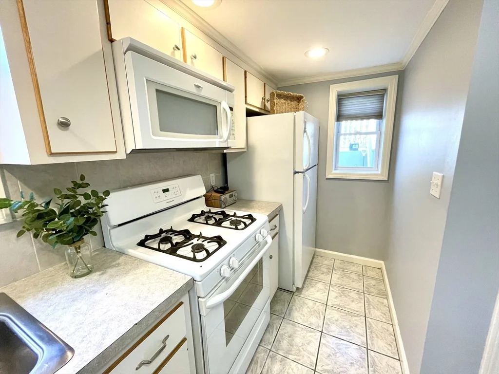 73 Benefit, Mansfield