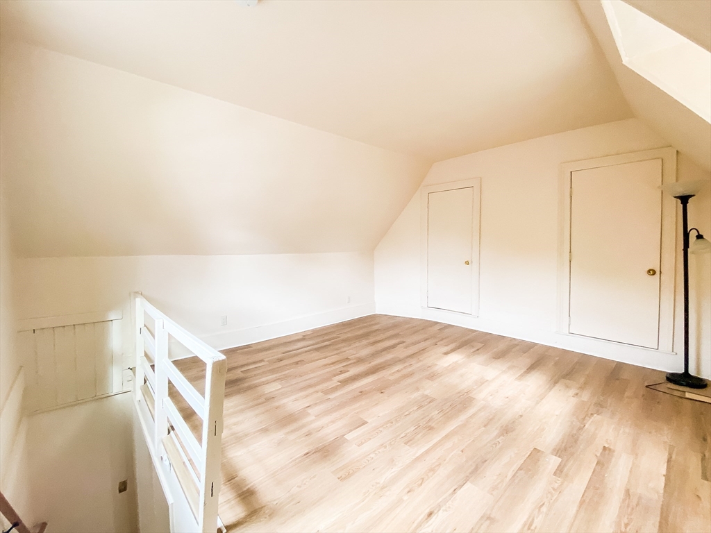 25 Main St, Framingham