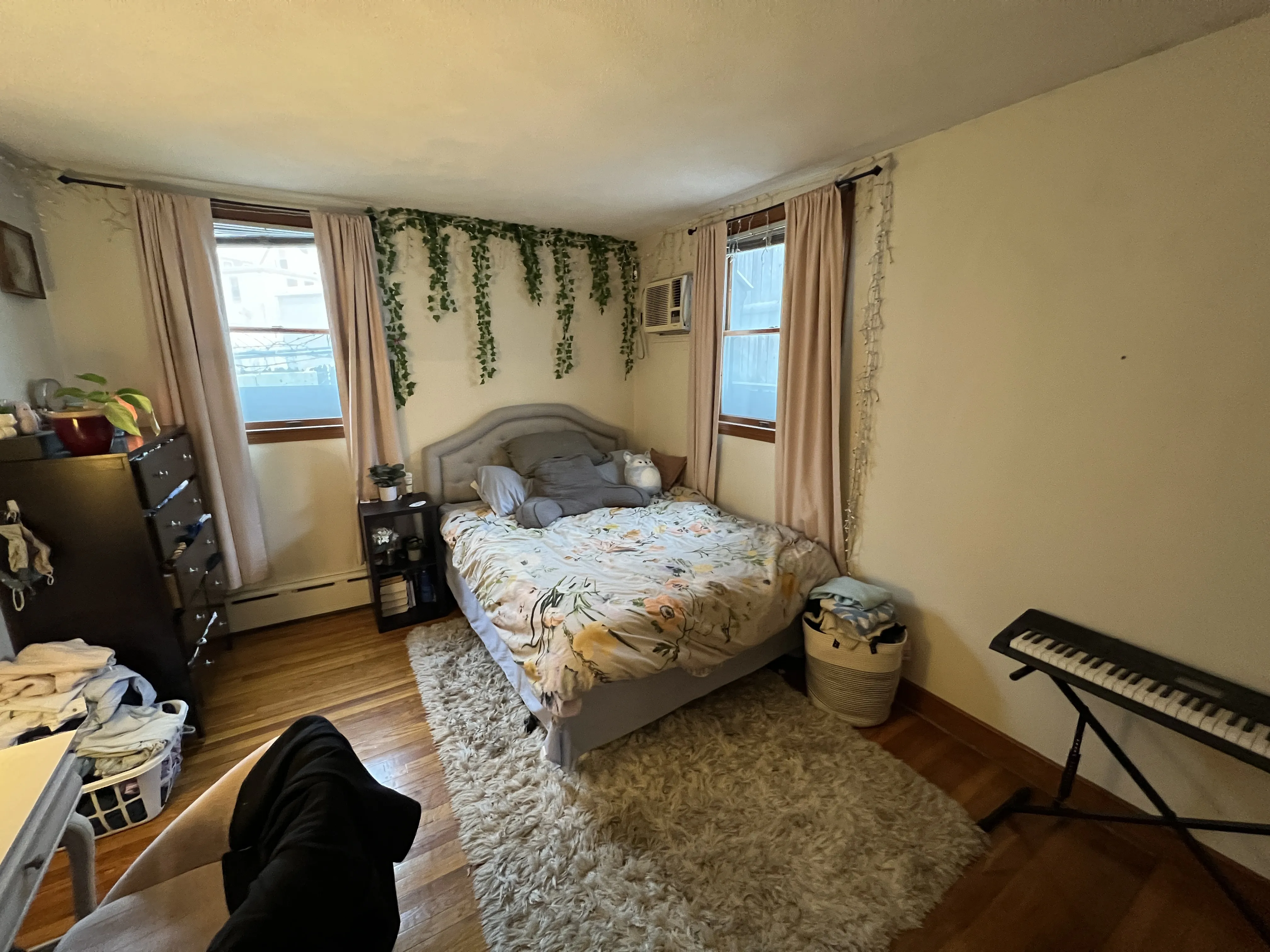 213 Holland St, Teele Square