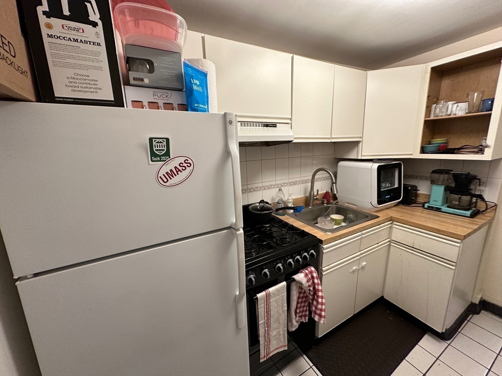 11 Irving St, Beacon Hill