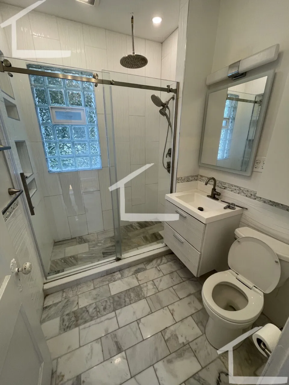 229 Harvard St, The Port