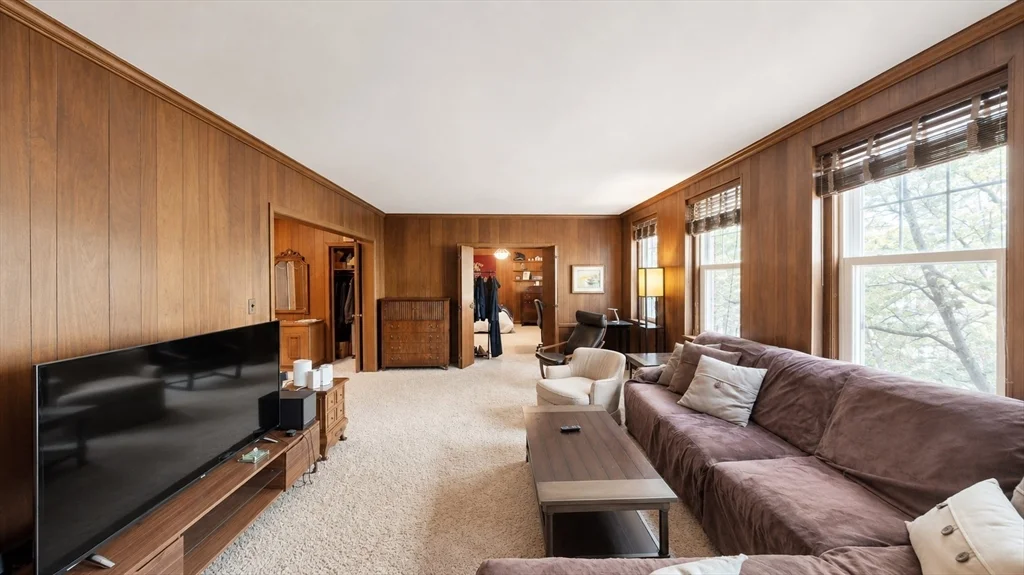 70 Winchester St, Coolidge Corner