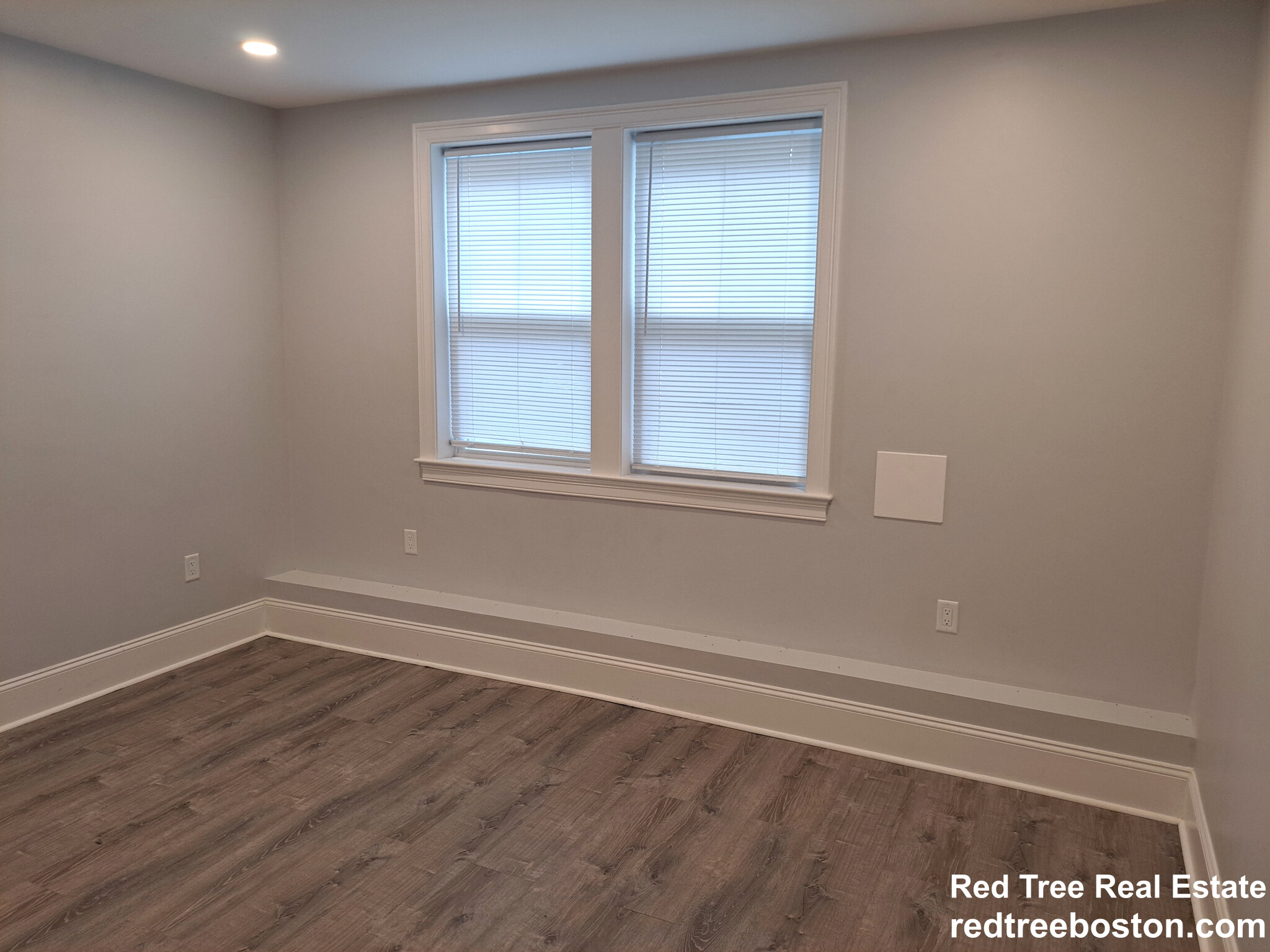 120 Kenrick St, Oak Square