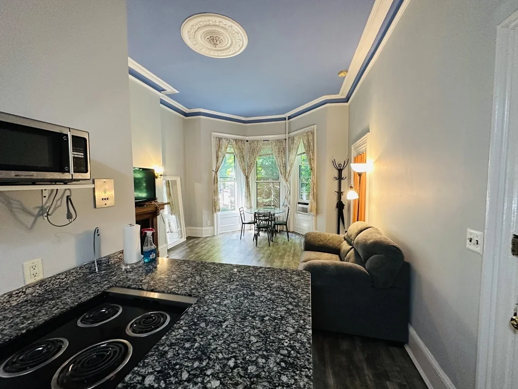 7 Hereford, Back Bay