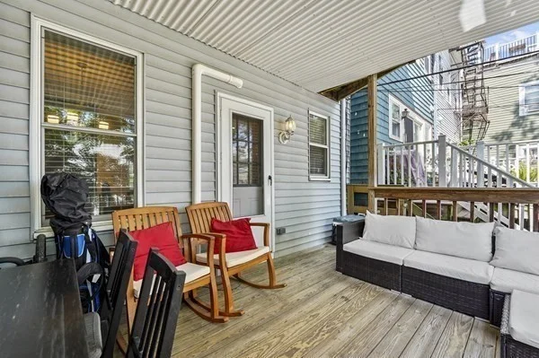 13 Telegraph St, South Boston