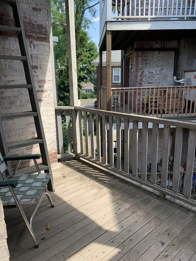 96 Winthrop Rd, Washington Square