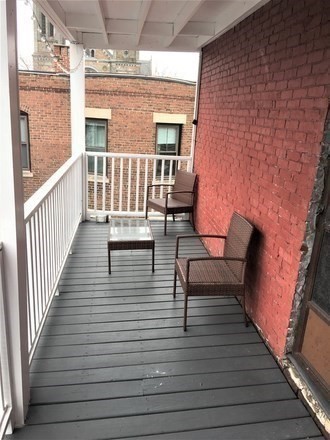 17 Carmel St, Mission Hill