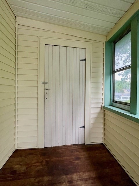 209 Sterling St, Clinton