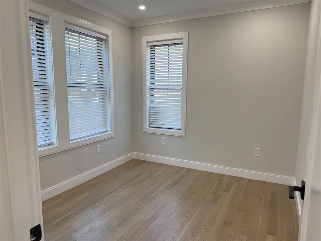283 Lamartine St, Jamaica Plain