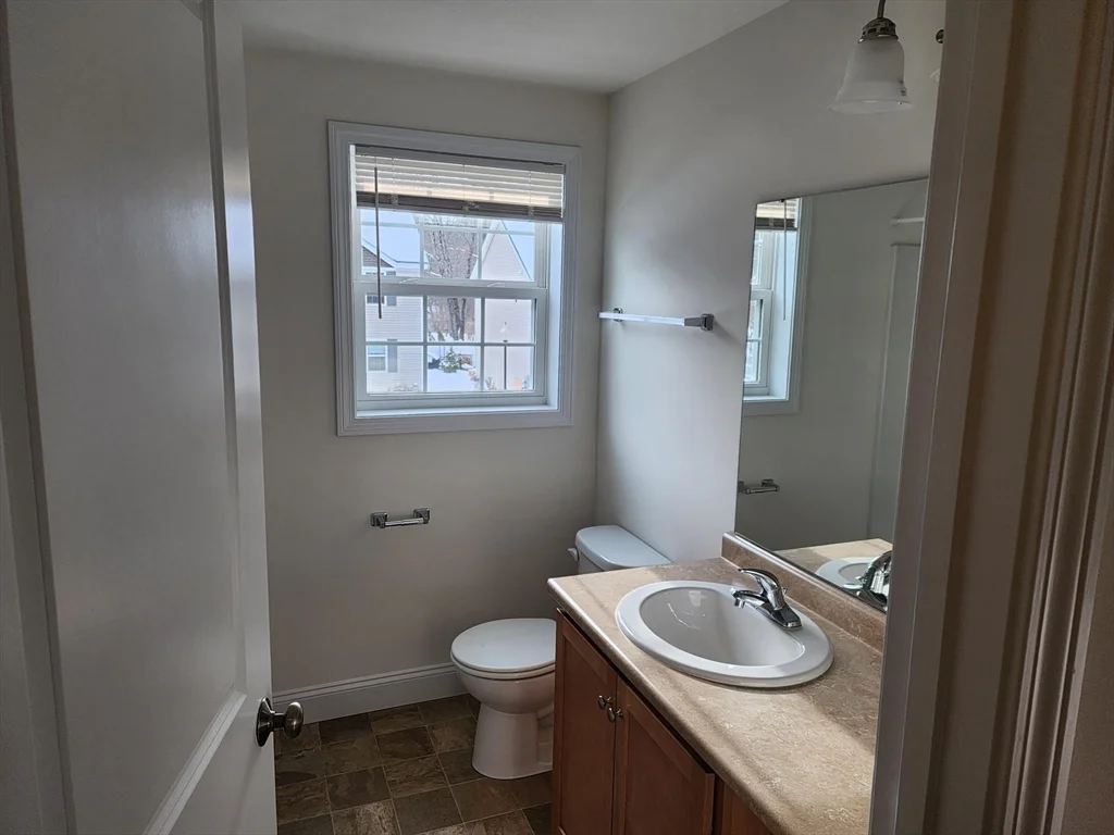 246 High St Ext, Lancaster