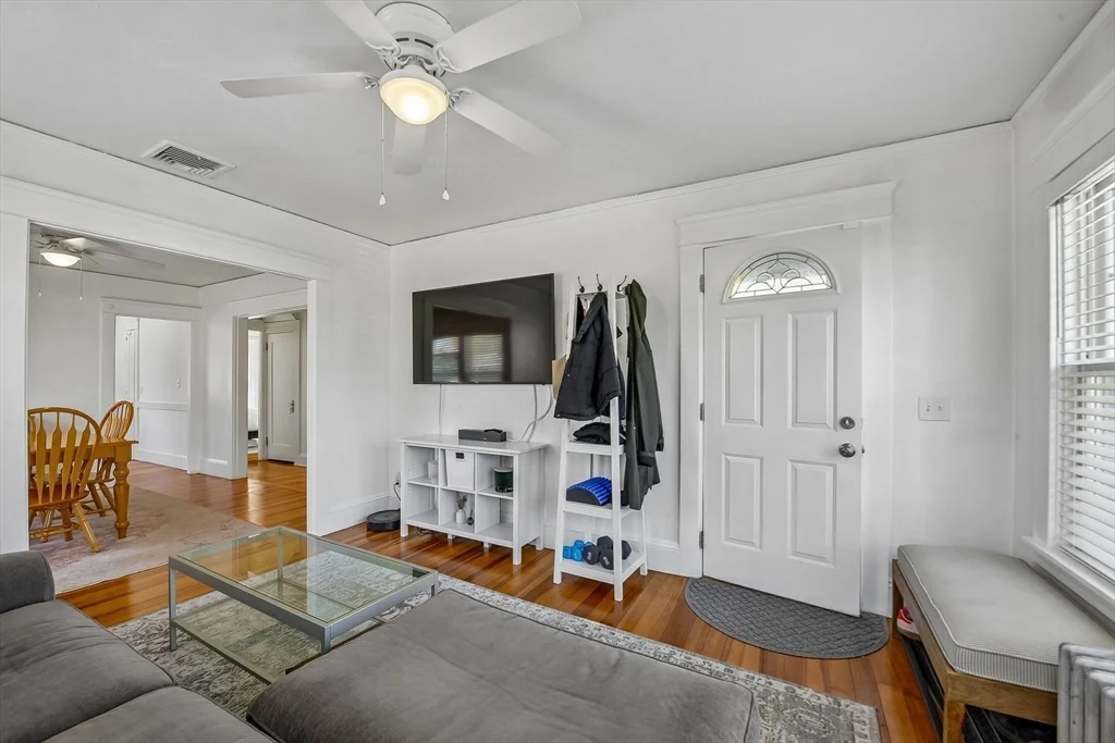 117 S Atlantic Ave, Warwick